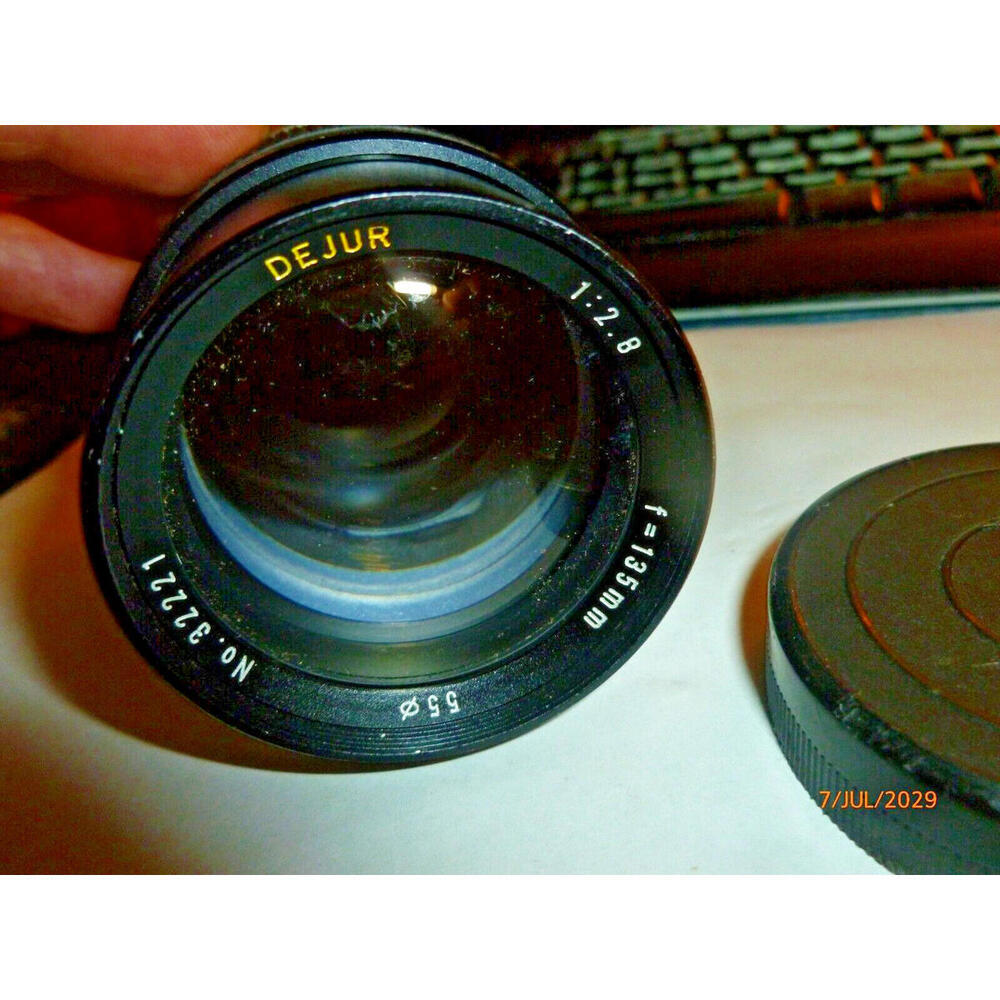 DeJur  Lens 1:2.8‎ F=135mm size 55